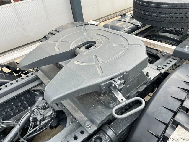 Standard-SZM Mercedes-Benz Actros 3340 S 6x4 Tractor Head