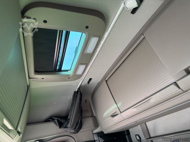 Standard SZM MAN TGX 18.520 Unfallschaden/damaged Retarder