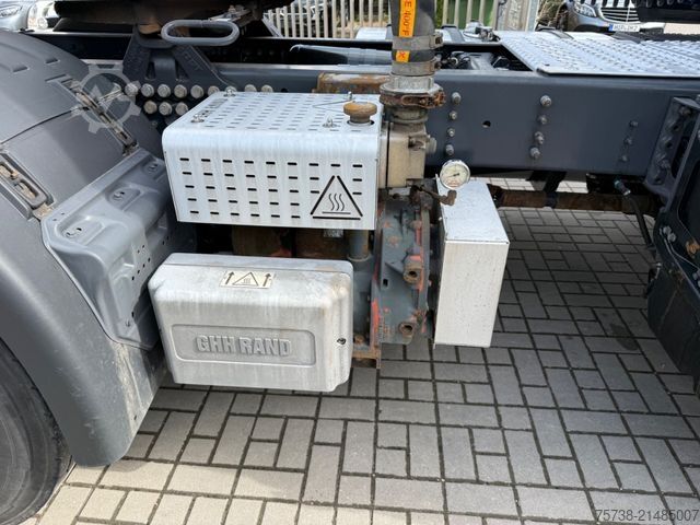 Standard tractor unit SCANIA R450 /Kompressor/Retarder/Navi/Spoiler/Alu