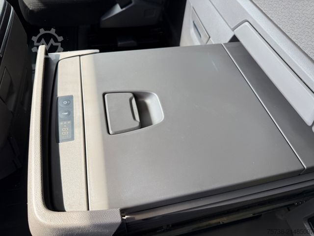 Standard tractor unit SCANIA R450 /Kompressor/Retarder/Navi/Spoiler/Alu