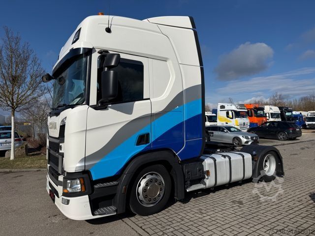 Volume tractor unit SCANIA R450 Lowliner/Leder/Hubsattelkupplung/Navi