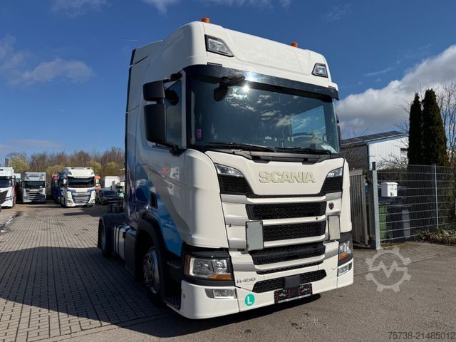 Volume tractor unit SCANIA R450 Lowliner/Leder/Hubsattelkupplung/Navi