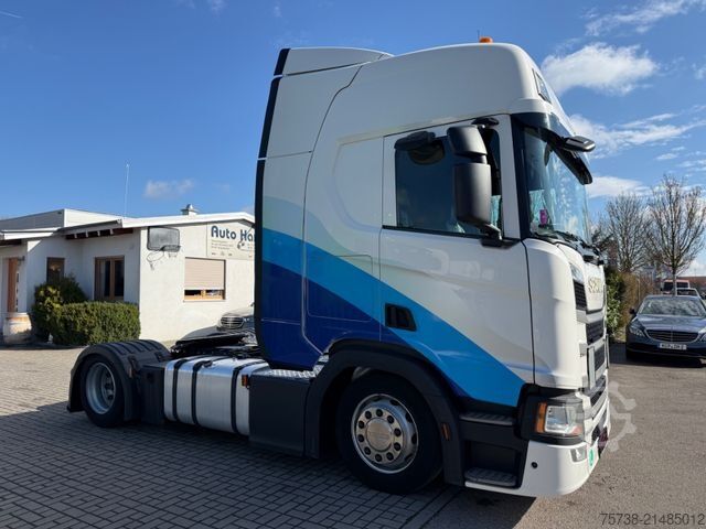 Volume tractor unit SCANIA R450 Lowliner/Leder/Hubsattelkupplung/Navi