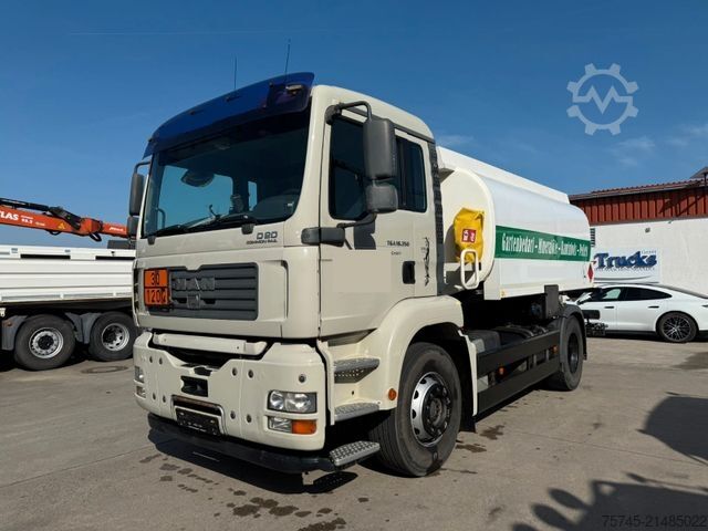 LKW mit Tankaufbau MAN TGA 18.350 * ESTERER * OBEN UND UNTEN *ANALOG TA
