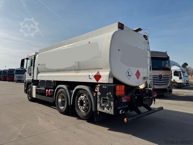 LKW mit Tankaufbau MAN TGS26.360 * OBEN & UNTEN * 3 KAMMER * ALUFELGEN*