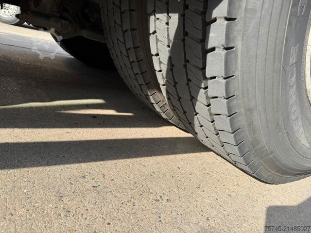 LKW mit Tankaufbau MAN TGS26.360 * OBEN & UNTEN * 3 KAMMER * ALUFELGEN*