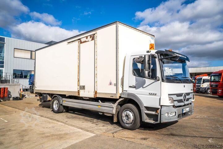 Box body MERCEDES ATEGO 1222 + D'HOLLANDIA 1.5T