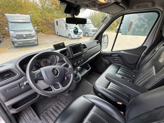 Livestock transporter RENAULT Master STX 3 Sitzer L2  Super Light