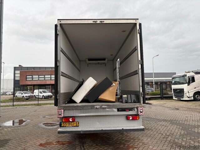 Kühl-/Tiefkühltransport DAF LF220FA + Thermo king + euro 6 + manual