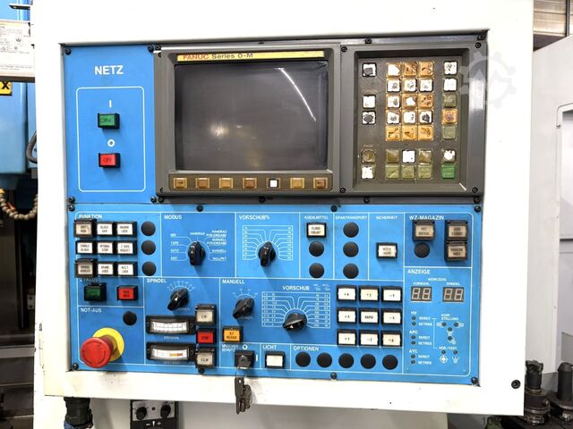 Vertikales Bearbeitungszentrum/YCM 65A YCM VMC 65 A