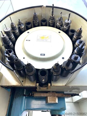 Vertical machining center YCM VMC 65 A / Fanuc OM