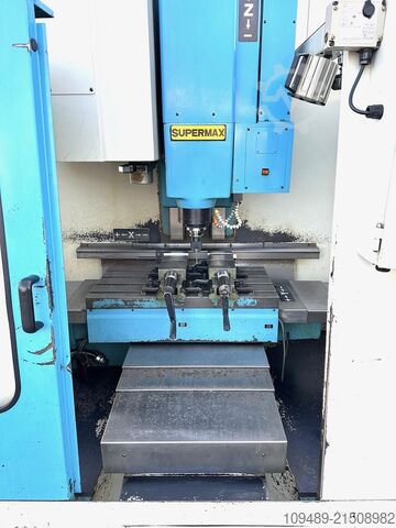 Vertical machining center YCM VMC 65 A / Fanuc OM
