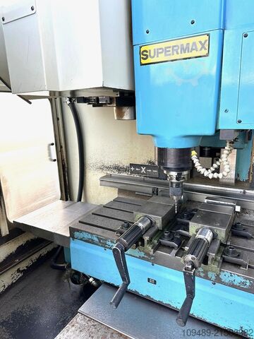 Vertical machining center YCM VMC 65 A / Fanuc OM