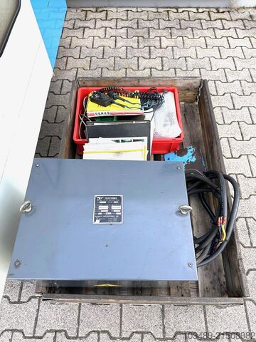 Vertical machining center YCM VMC 65 A / Fanuc OM