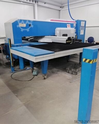 Revolver-Stanzmaschine FINNPOWER A5 20  2500 x 1250 mm