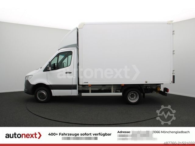 Transporter mit Koffer MERCEDES-BENZ Sprinter 519 Aut.*AHK 3,0t* Distronic+Kamera+Nav
