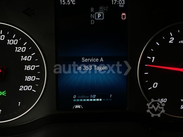 Transporter mit Koffer MERCEDES-BENZ Sprinter 519 Aut.*AHK 3,0t* Distronic+Kamera+Nav