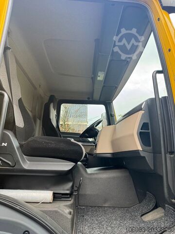 Suitcase MAN TGM 18.250 Bakwagen