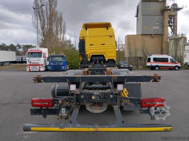 Swap body truck MAN TGX 26.510 6x2-2 LL CH GM Retarder AHK N