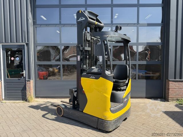 Schubmaststapler Linde R14-01
