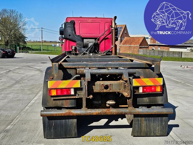 Fahrgestell mit Fahrerhaus DAF 85 CF 360