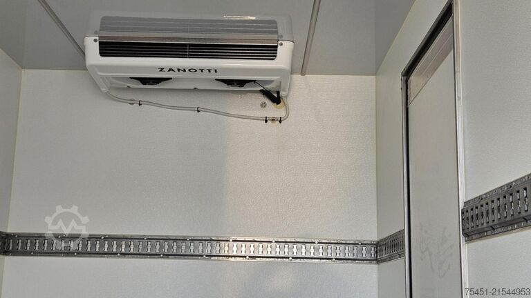 Kühltransporter Renault Master 35 Kühlkoffer Stand + Fahrk. mit LBW