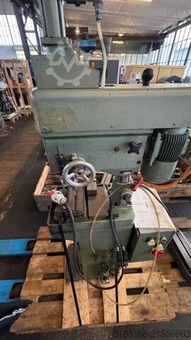 Bohr- und Gewindeschneidautomat IXION BT 15 GLE