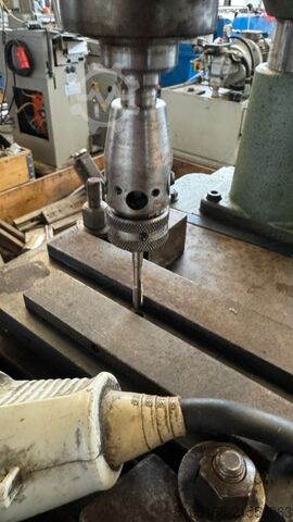 Bohr- und Gewindeschneidautomat IXION BT 15 GLE