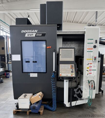 Vertical machining center DOOSAN DVF-6500