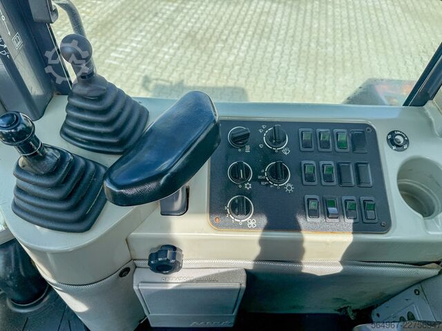 Loader Case 821C Klima Zentralschmierung