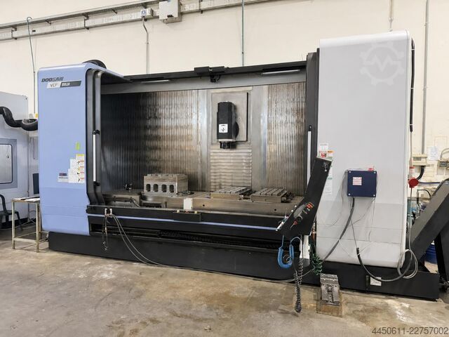 Vertical machining center DOOSAN VCF-850LSR
