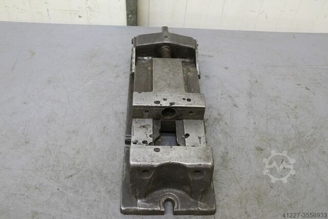 Machine vice Unbekannt 153 mm