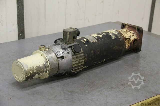 Permanent Magnet Motor Indramat MDC10.30D/MMA-0/WI444/S06