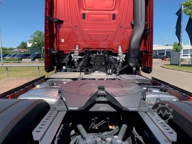 Standard SZM Mercedes-Benz Actros 1853 LS 4x2 F 13 Giga Space KlimaA Luft