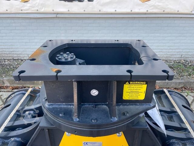 Greifer Mustang GRP 450   2024    Unused