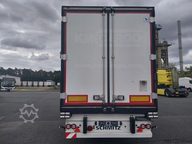Isolated box semitrailer Schmitz Cargobull SKO 24/L - 13.4 FP Cool V7 DS/BB Pharma