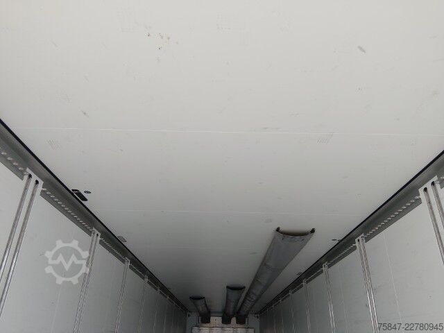 Isolated box semitrailer Schmitz Cargobull SKO 24/L - 13.4 FP Cool V7 DS/BB Pharma