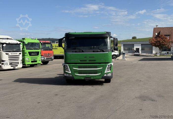 LKW-Fahrgestell Volvo FM-460 4x4R Fahrgestell / Swiss-Vehicle