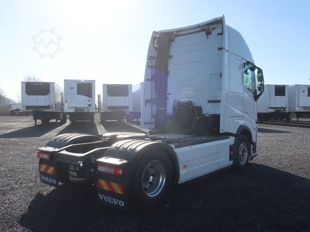 Standard SZM Volvo FH 500 Aero Euro 6 Globetrotter XL Leder