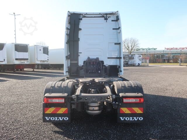 Standard SZM Volvo FH 500 Aero Euro 6 Globetrotter XL Leder