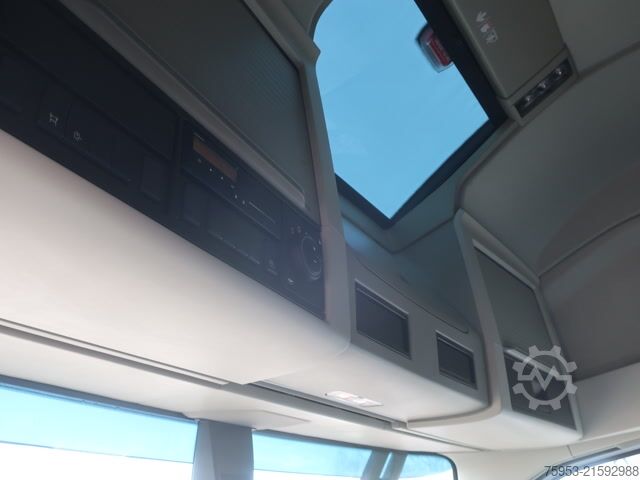 Standard SZM Volvo FH 500 Aero Euro 6 Globetrotter XL Leder