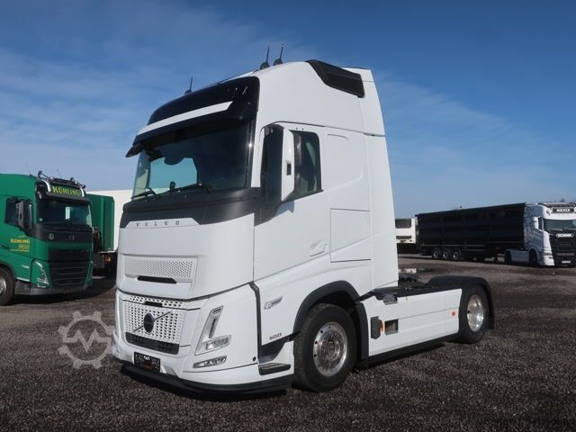 Standard SZM Volvo FH 500 Aero Euro 6 Globetrotter XL Leder