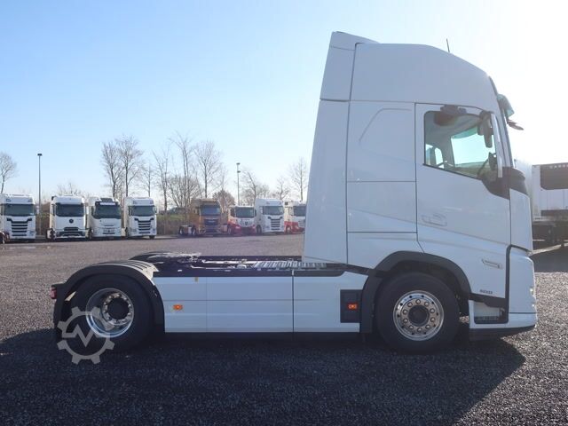 Standard SZM Volvo FH 500 Aero Euro 6 Globetrotter XL Leder