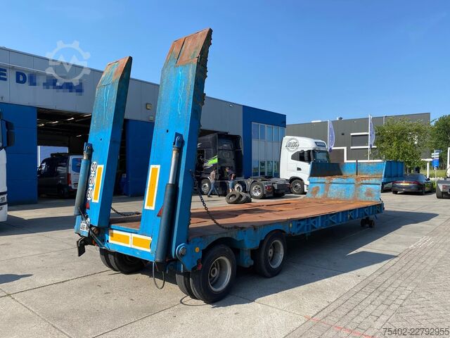 Semi-Tieflader Fruehauf / Hydraulic Ramps / 32 Ton