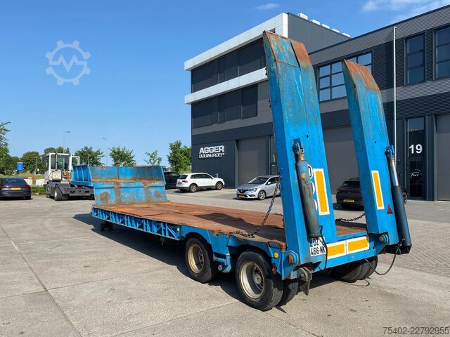 Semi-Tieflader Fruehauf / Hydraulic Ramps / 32 Ton