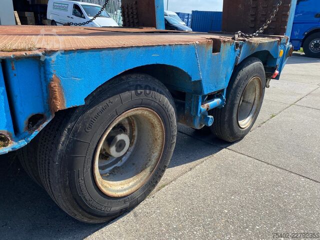 Semi-Tieflader Fruehauf / Hydraulic Ramps / 32 Ton
