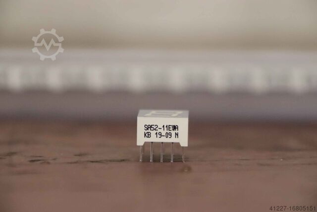 LED display 40 pieces Kingbright SA52-11EWA