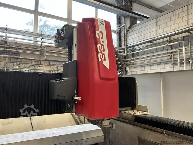 2021 Intermac Master 33.3 3-Achsen-CNC-Bearbeitungszentrum Intermac Master 33.3