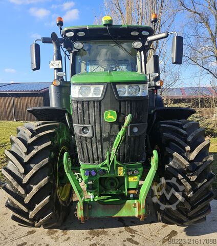 Traktor John Deere 7270 R