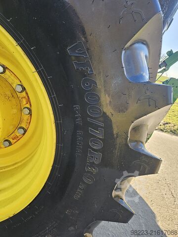 Traktor John Deere 7270 R